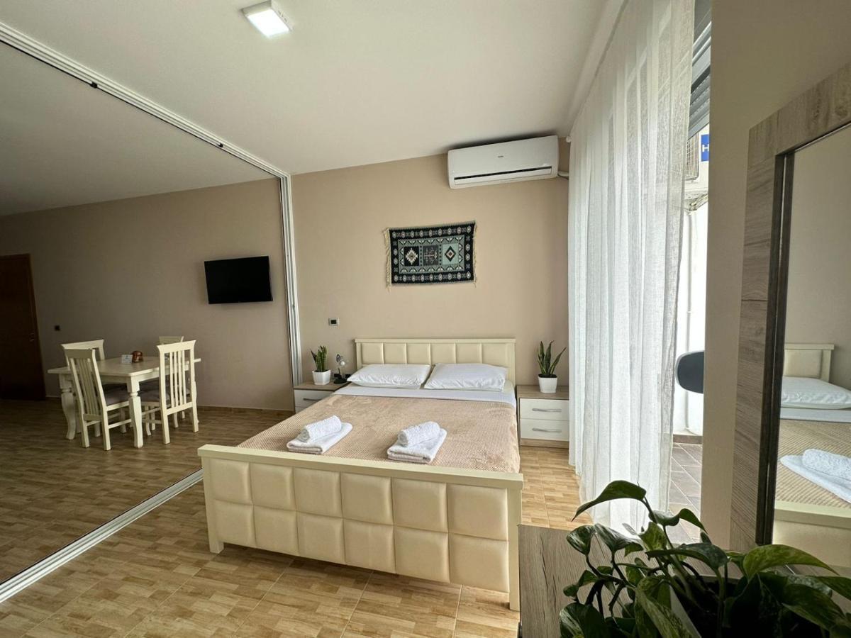 Trea Accomodations - Despacito Port Side Vlore Exterior photo