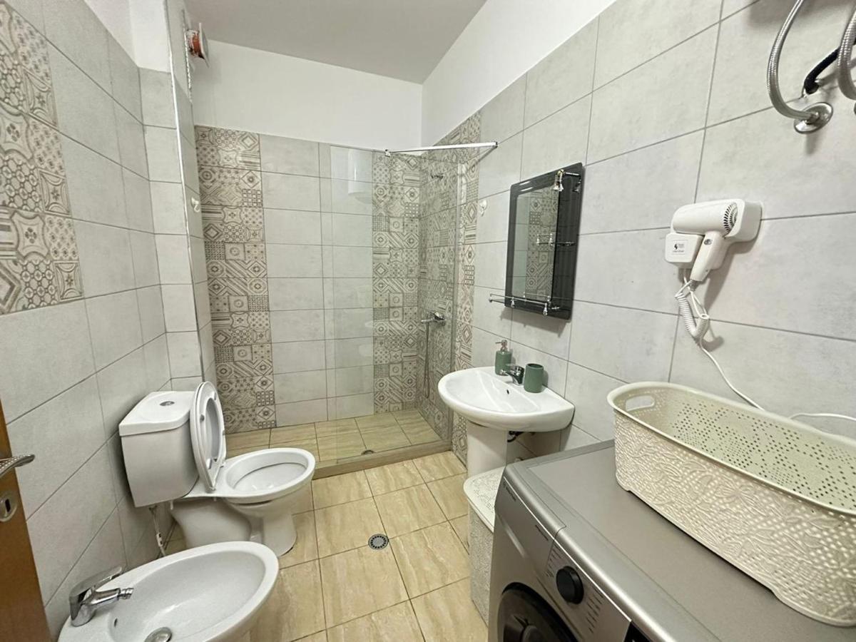 Trea Accomodations - Despacito Port Side Vlore Exterior photo